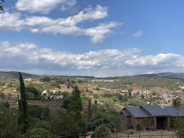 Grunde uden byggetilladelser til salg i Sant Feliu de Codines - € 90.000 (Ref: 9793100)