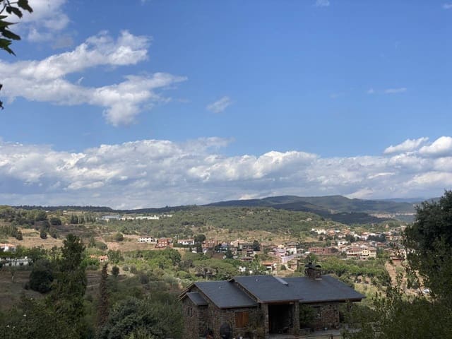 Grunde uden byggetilladelser til salg i Sant Feliu de Codines - € 90.000 (Ref: 9793100)