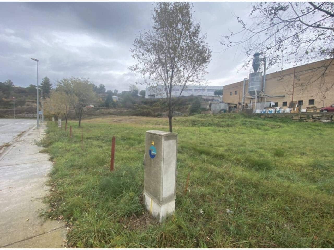 Teren niezagospodarowany na sprzedaż w Sant Feliu de Codines - 70 000 € (Ref: 9793101)