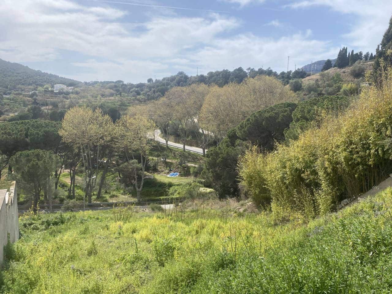 Teren niezagospodarowany na sprzedaż w Sant Feliu de Codines - 100 000 € (Ref: 9793102)