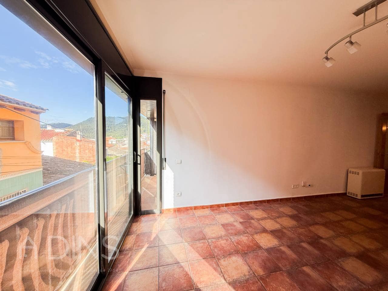 2 sypialnia Mieszkanie na sprzedaż w Sant Feliu de Codines z garażem - 210 000 € (Ref: 9819790)