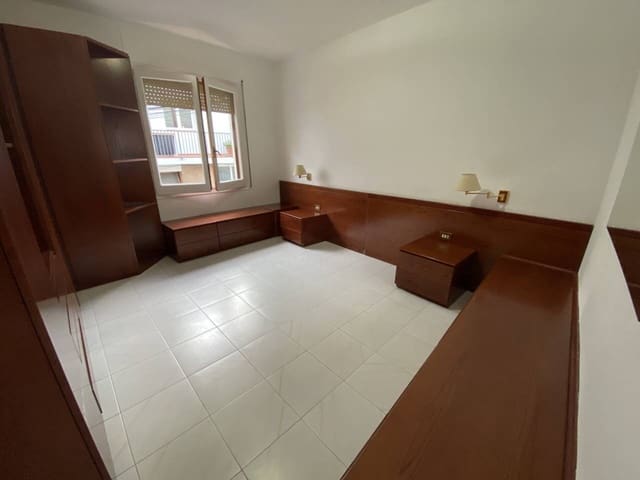 2 bedroom Semi-detached Villa for sale in Sant Feliu de Codines - € 195,000 (Ref: 9830542)