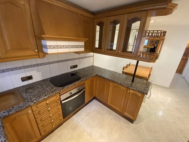 2 bedroom Semi-detached Villa for sale in Sant Feliu de Codines - € 195,000 (Ref: 9830542)