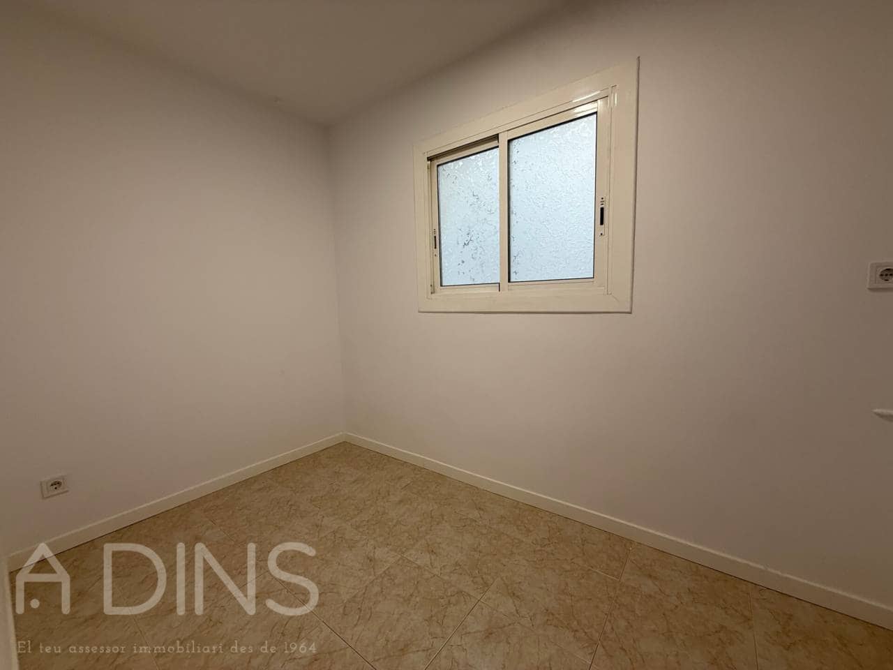 Piso de 4 habitaciones en Caldes de Montbui en alquiler - 887 € (Ref: 9833169)