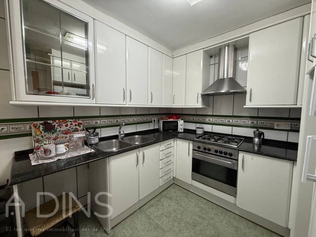 Piso de 4 habitaciones en Caldes de Montbui en alquiler - 887 € (Ref: 9833169)