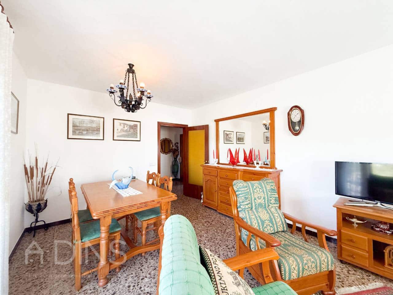 3 bedroom Villa for sale in Caldes de Montbui with garage - € 399,000 (Ref: 9834606)