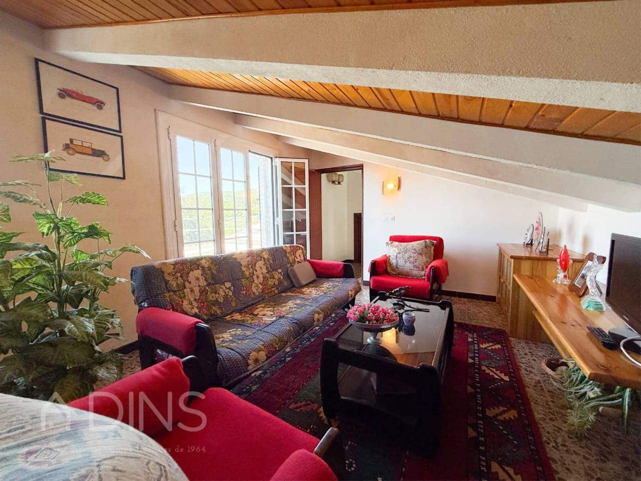 3 bedroom Villa for sale in Caldes de Montbui with garage - € 399,000 (Ref: 9834606)