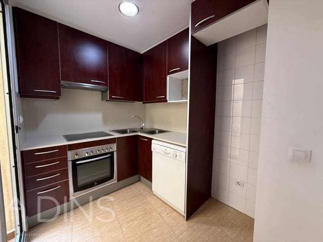 2 bedroom Flat for rent in Sant Feliu de Codines with garage - € 618 (Ref: 9835033)