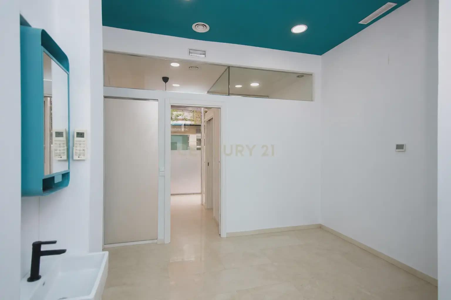 Kaupallinen vuokrattavana paikassa San Vicente / Sant Vicent del Raspeig - 800 € (Ref: 10044135)