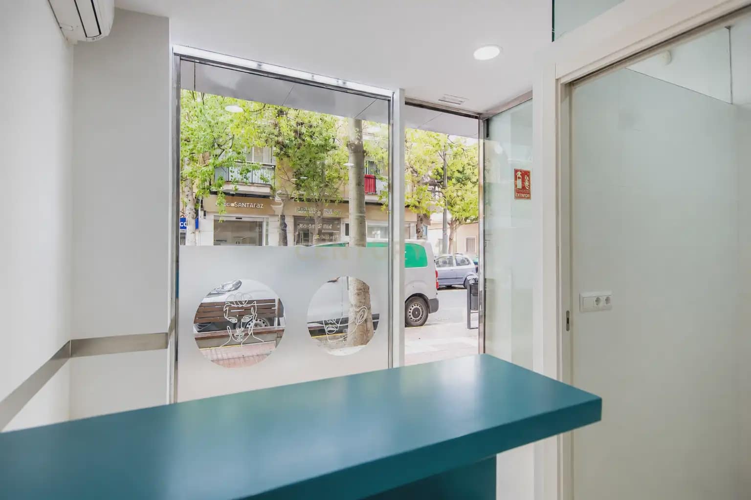Kaupallinen vuokrattavana paikassa San Vicente / Sant Vicent del Raspeig - 800 € (Ref: 10044135)