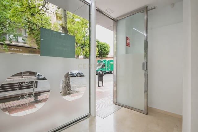 Kaupallinen vuokrattavana paikassa San Vicente / Sant Vicent del Raspeig - 800 € (Ref: 10044135)