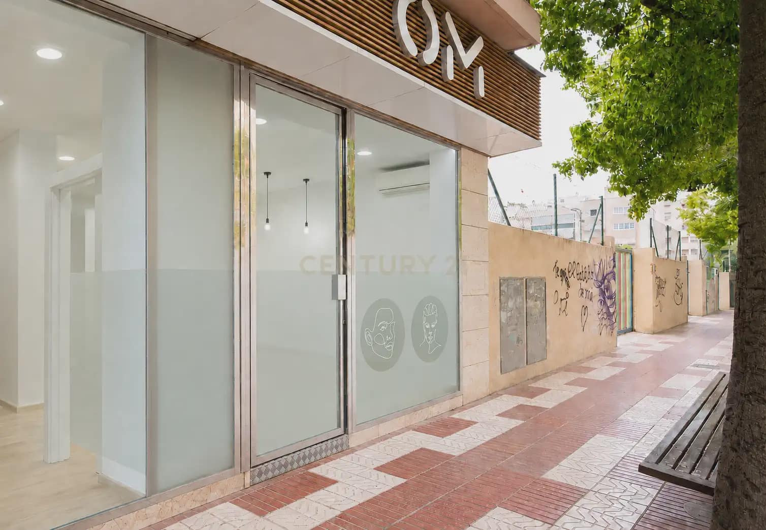 Kaupallinen vuokrattavana paikassa San Vicente / Sant Vicent del Raspeig - 800 € (Ref: 10044135)