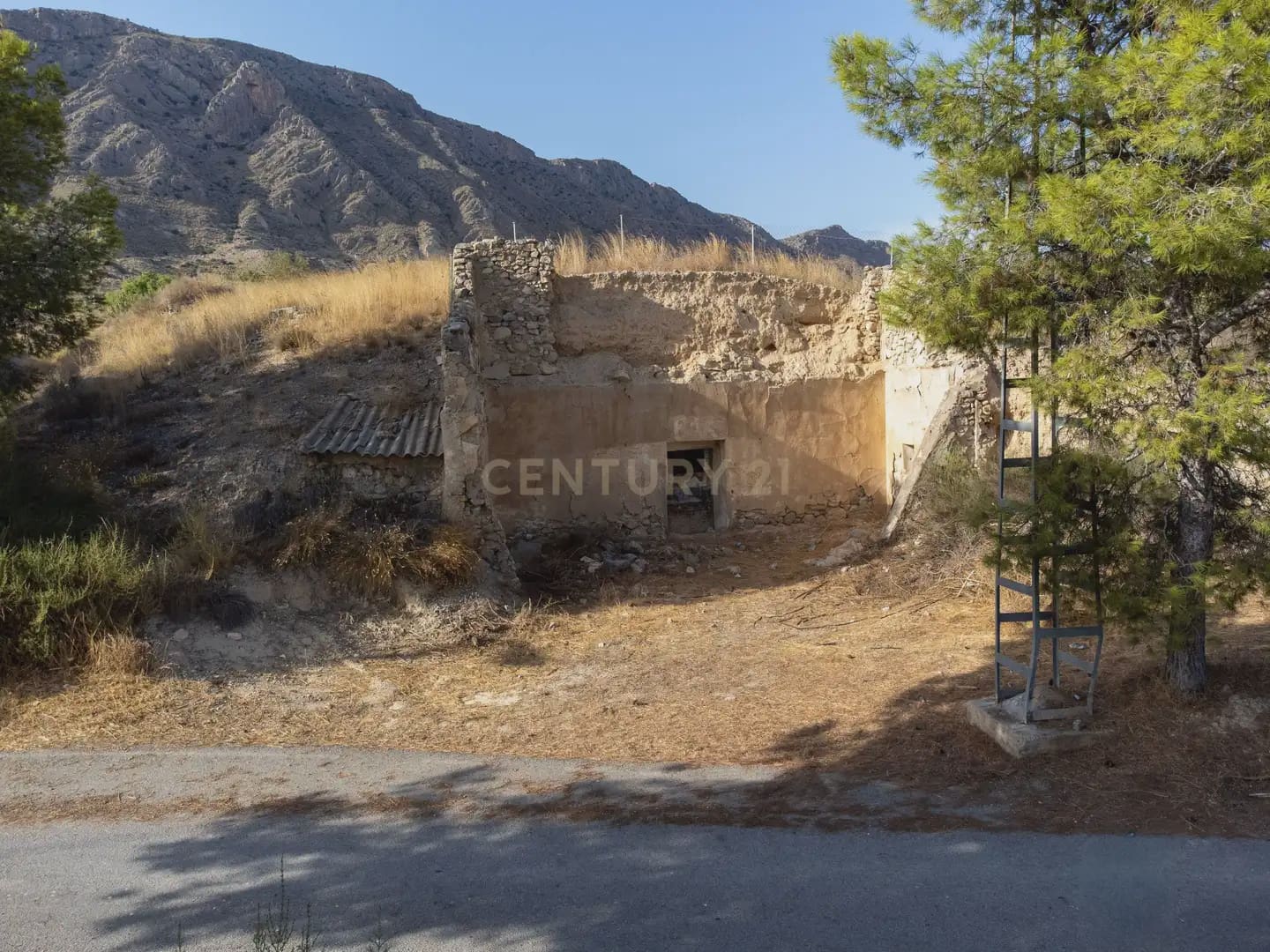 Maalaistalo myytävänä paikassa Alicante kaupunki - 195 000 € (Ref: 10044138)
