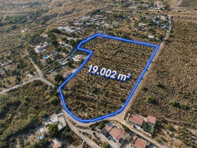 Maalaistalo myytävänä paikassa Pla de la Vallonga, Alicante kaupunki - 195 000 € (Ref: 10044138)