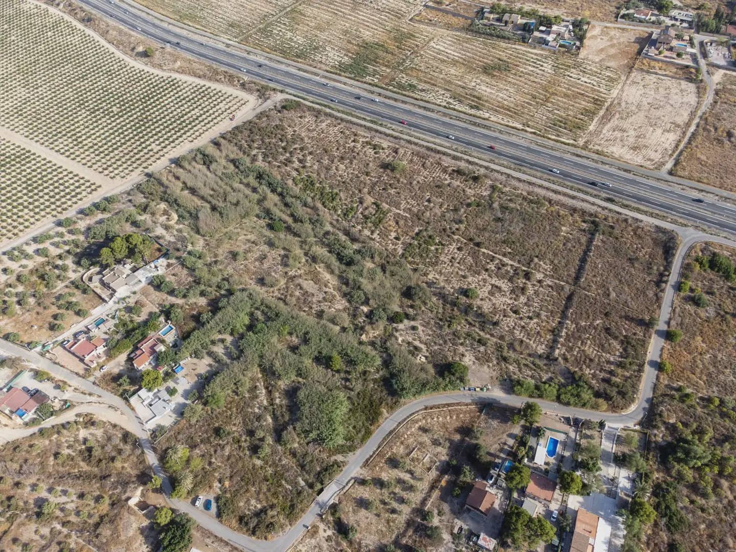 Maalaistalo myytävänä paikassa Alicante kaupunki - 195 000 € (Ref: 10044138)