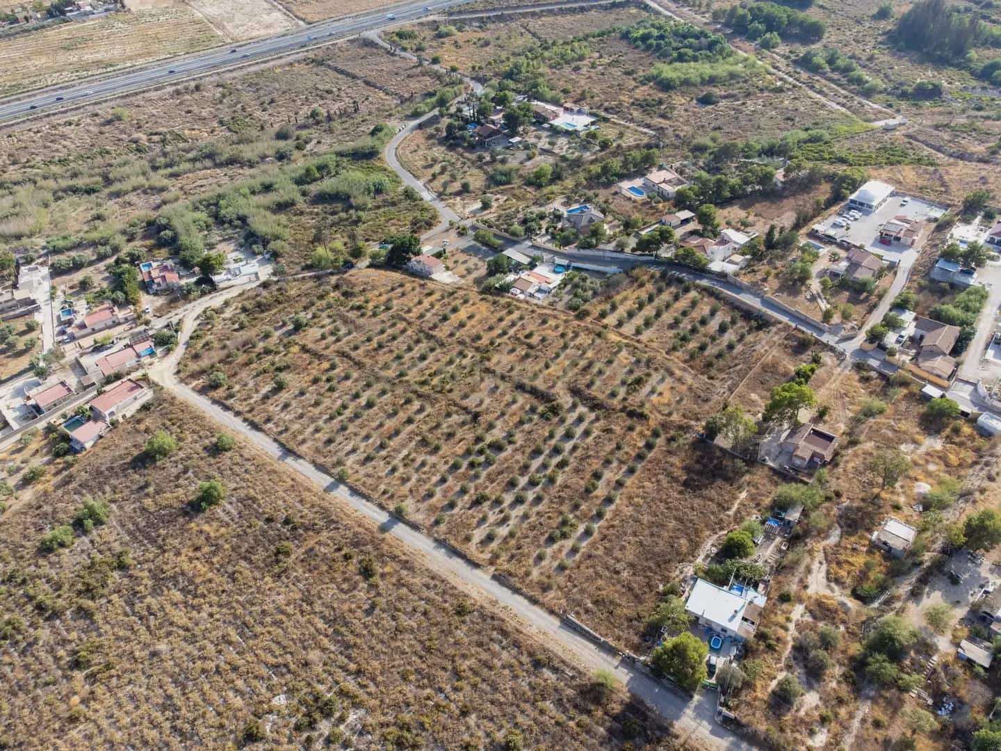 Maalaistalo myytävänä paikassa Alicante kaupunki - 195 000 € (Ref: 10044138)