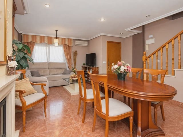 4 Zimmer Reihenhaus zu verkaufen in San Vicente / Sant Vicent del Raspeig - 350.000 € (Ref: 10088454)