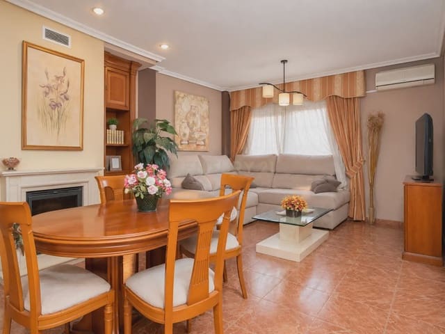 4 Zimmer Reihenhaus zu verkaufen in San Vicente / Sant Vicent del Raspeig - 350.000 € (Ref: 10088454)