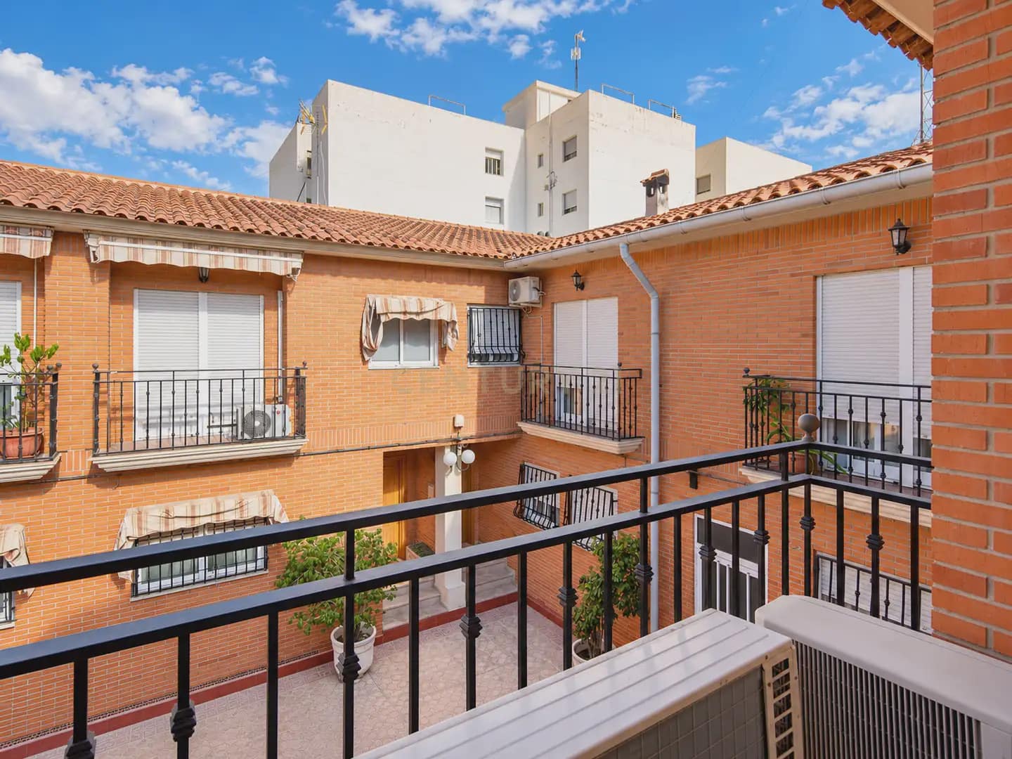 4 Zimmer Reihenhaus zu verkaufen in San Vicente / Sant Vicent del Raspeig - 350.000 € (Ref: 10088454)