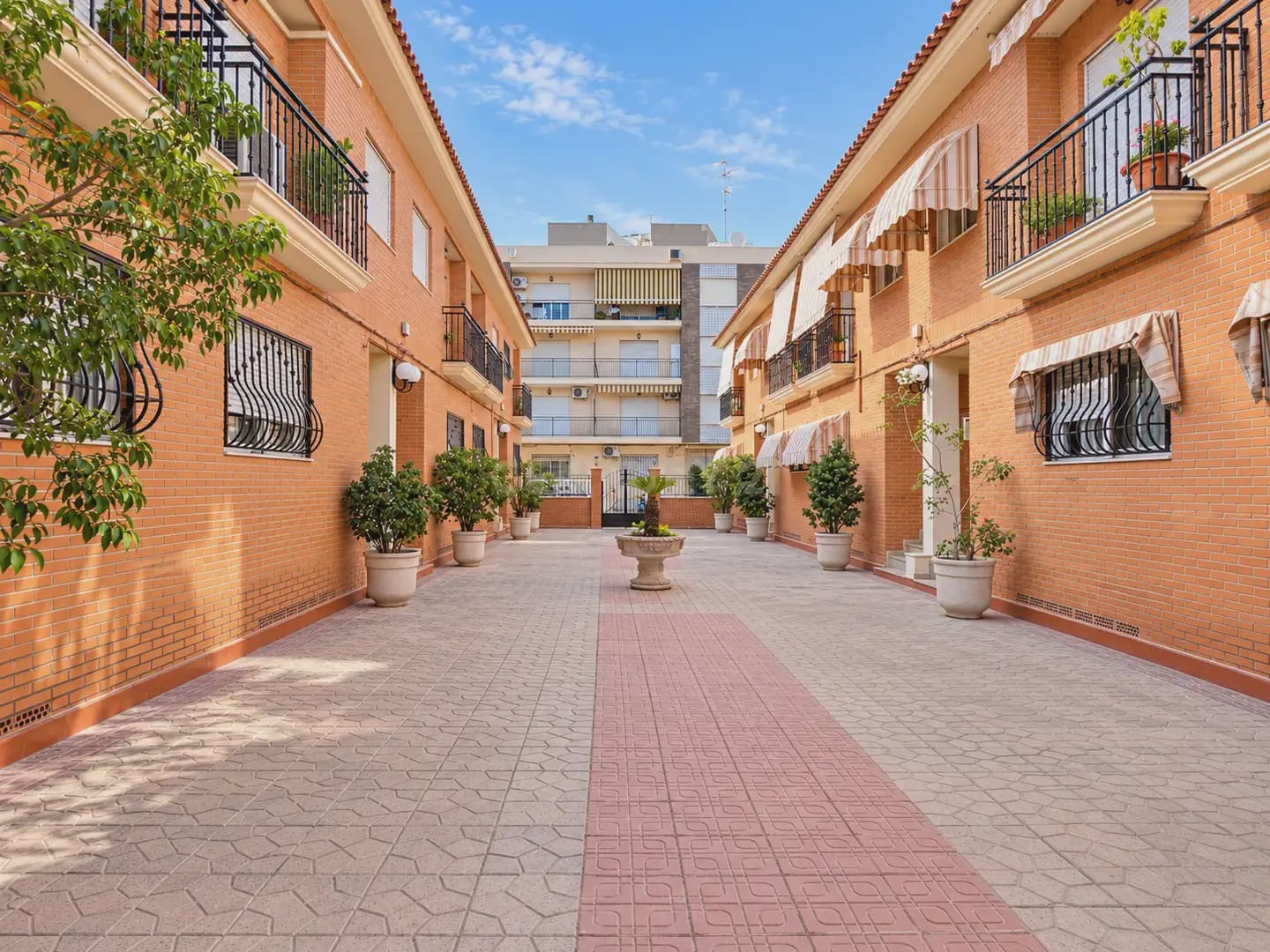 4 Zimmer Reihenhaus zu verkaufen in San Vicente / Sant Vicent del Raspeig - 350.000 € (Ref: 10088454)