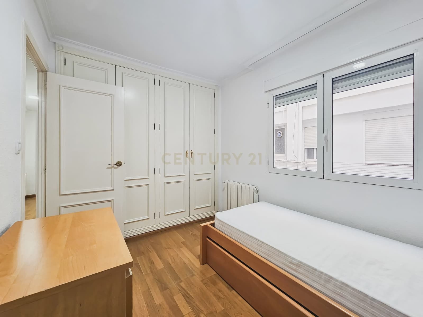 2 sovrum Lägenhet att hyra i Alicante stad med garage - 1 250 € (Ref: 9338757)