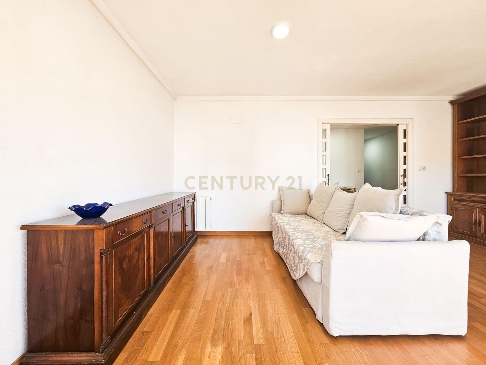 2 sovrum Lägenhet att hyra i Alicante stad med garage - 1 250 € (Ref: 9338757)