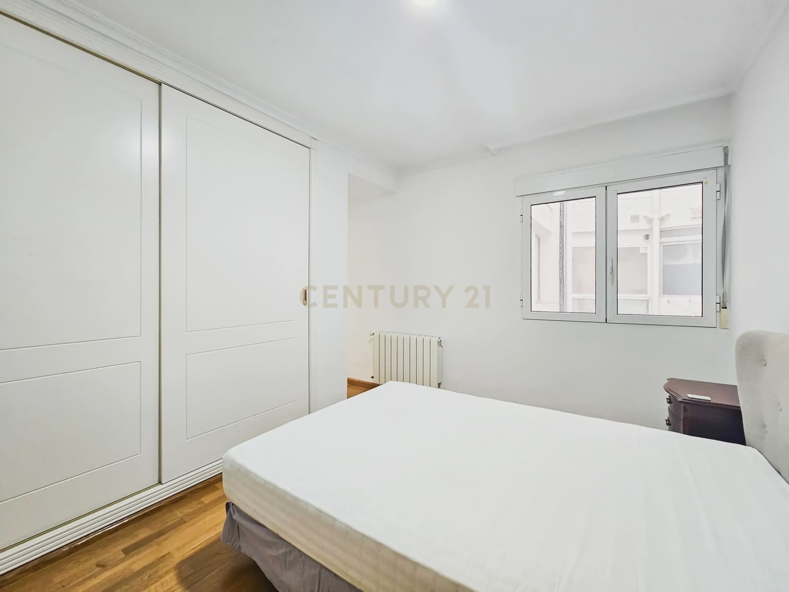 2 sovrum Lägenhet att hyra i Alicante stad med garage - 1 250 € (Ref: 9338757)