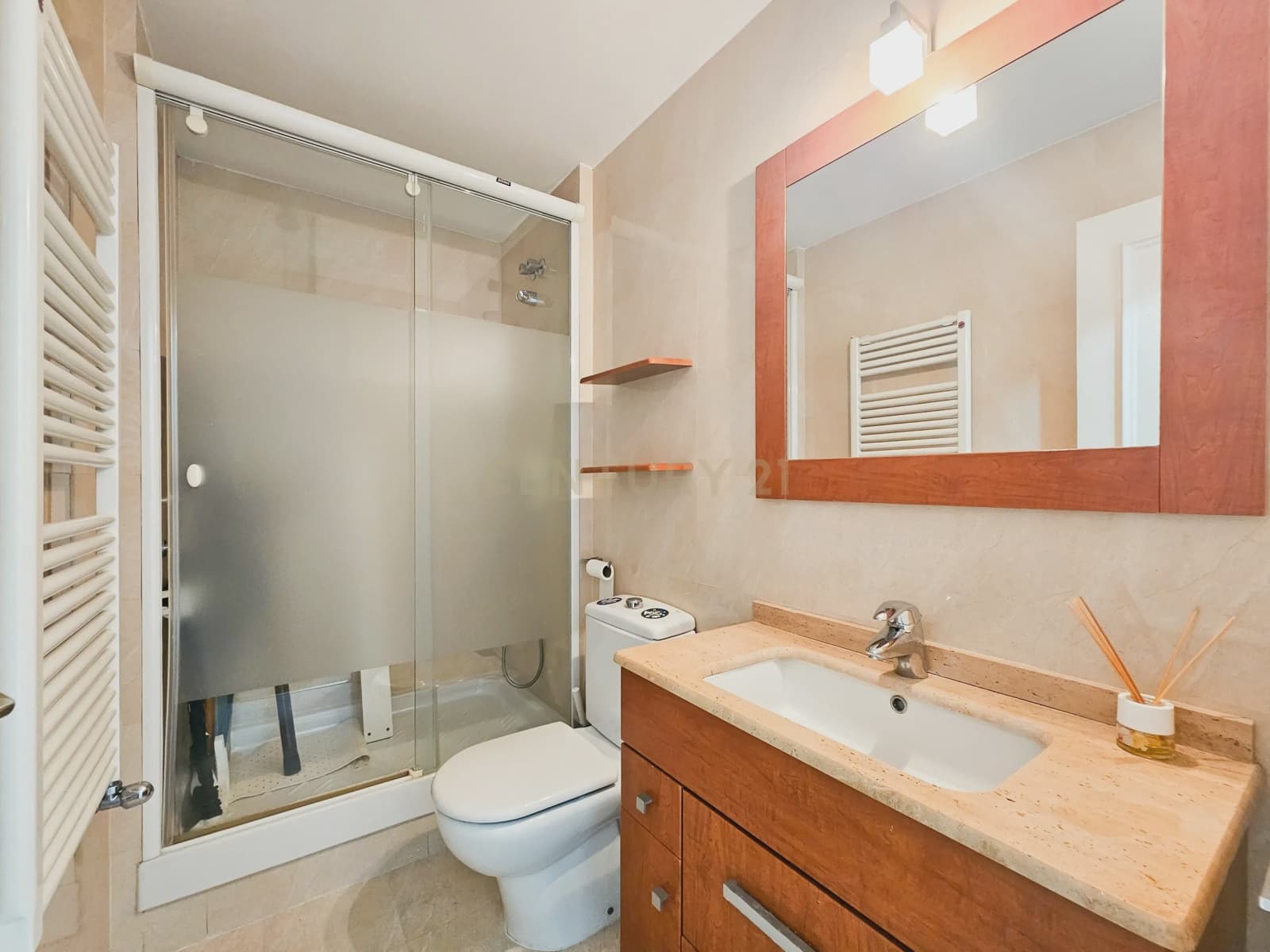 2 sovrum Lägenhet att hyra i Alicante stad med garage - 1 250 € (Ref: 9338757)