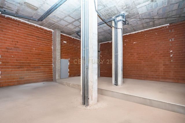 Kommersiell till salu i Garbinet - Parque de las Avenidas, Alicante stad - 95 000 € (Ref: 9338760)