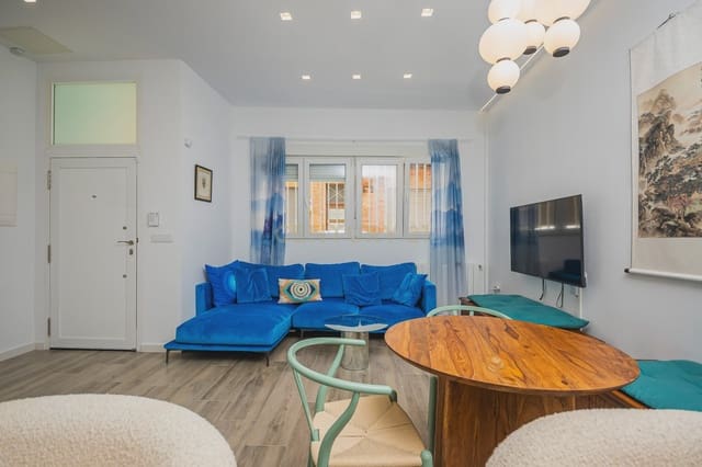 4 bedroom Townhouse for sale in Carolinas Bajas, Alicante / Alacant city - € 595,000 (Ref: 9343048)