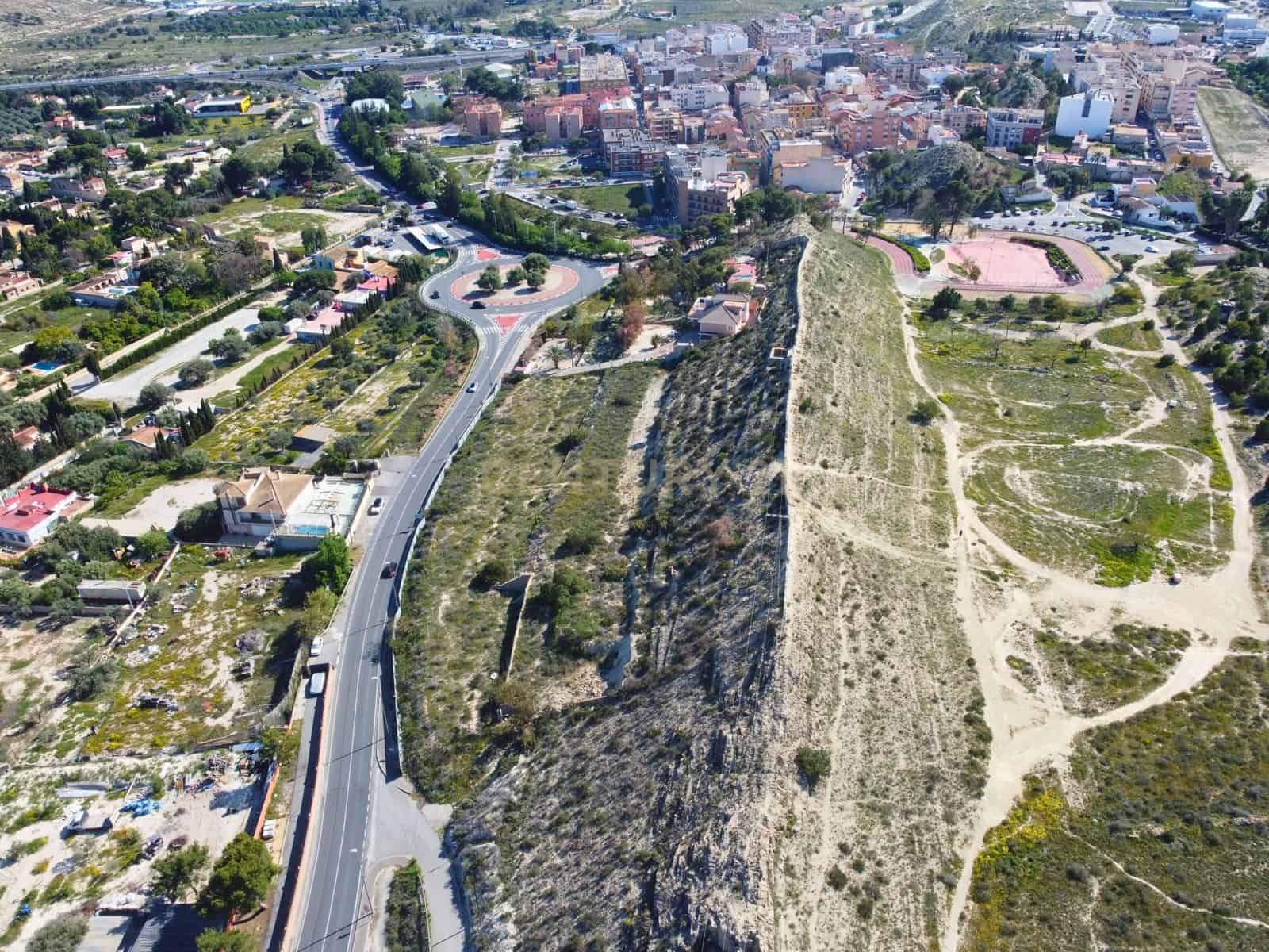 Tomt till salu i Alicante stad - 956 000 € (Ref: 9343049)