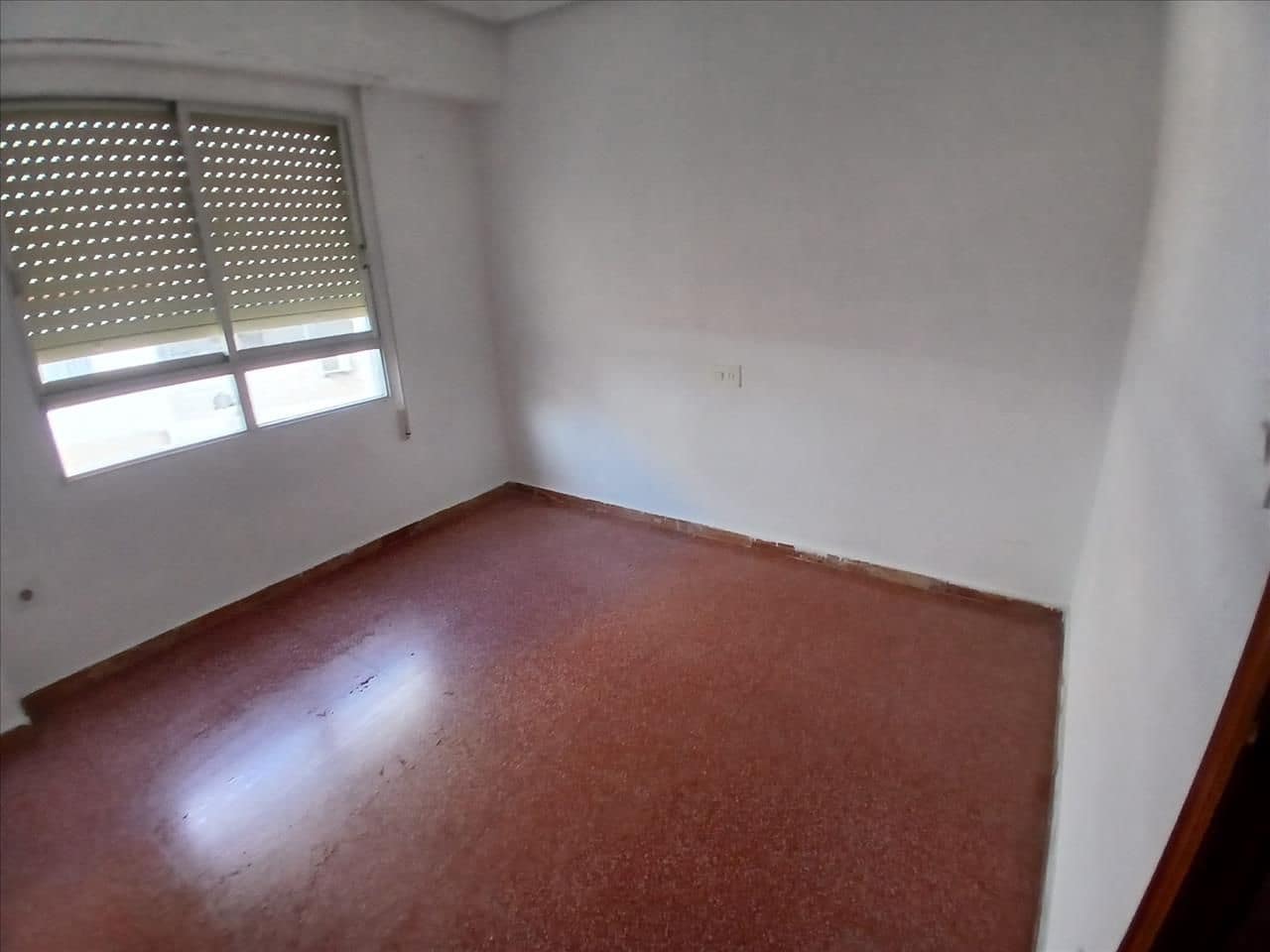 Piso de 4 habitaciones en Elche / Elx en venta - 139.000 € (Ref: 9592256)