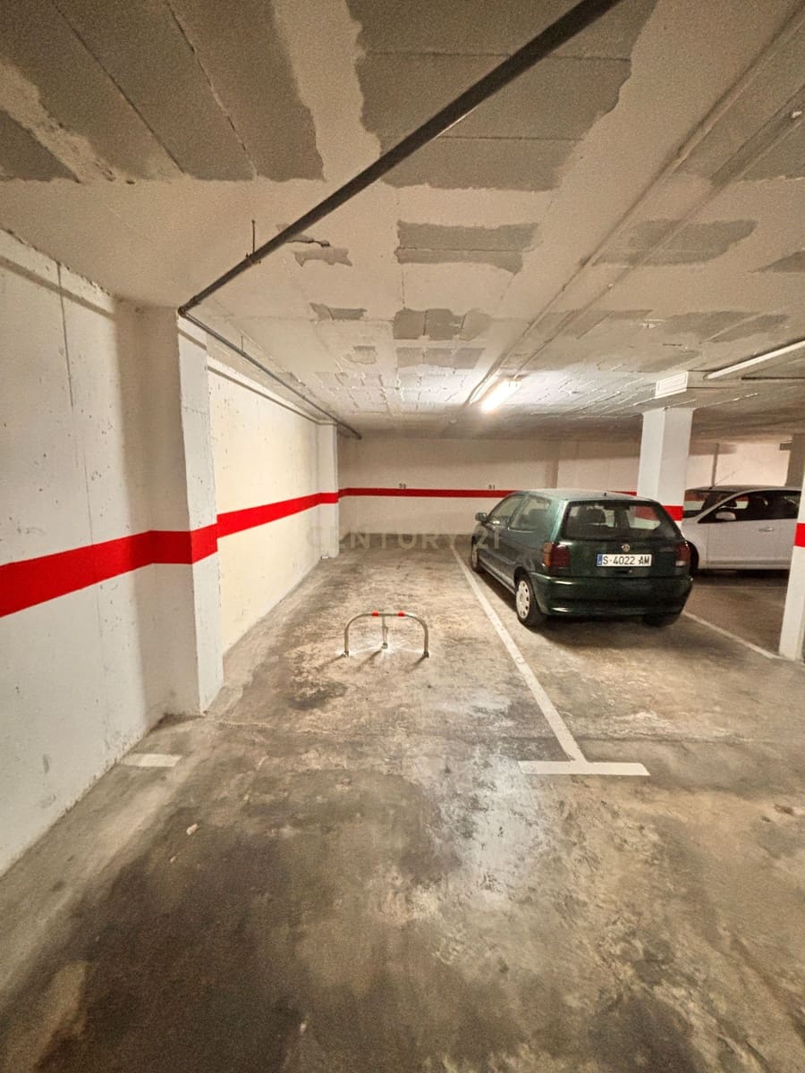 Autotalli myytävänä paikassa Alicante kaupunki - 16 552 € (Ref: 9592257)