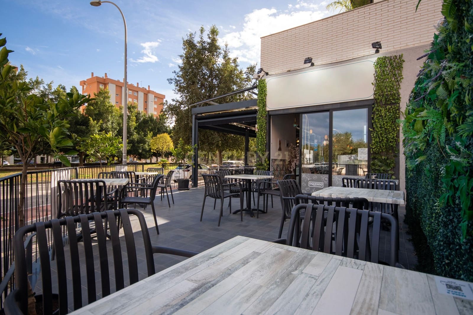 Commercieel te koop in Alicante stad - € 250.000 (Ref: 9592260)