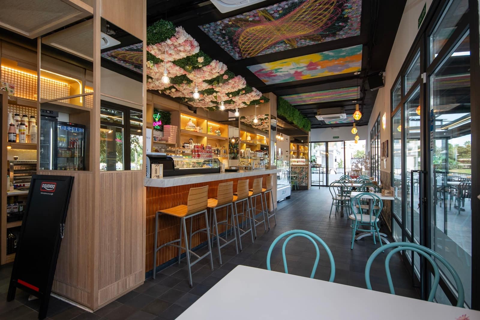 Commercieel te koop in Alicante stad - € 250.000 (Ref: 9592260)