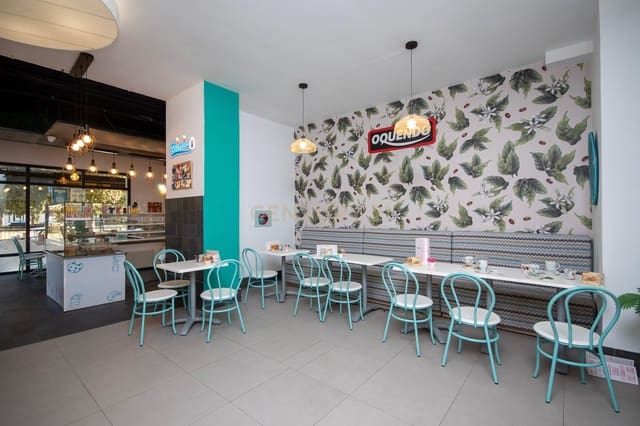 Commercieel te koop in PAU, Alicante stad - € 250.000 (Ref: 9592260)