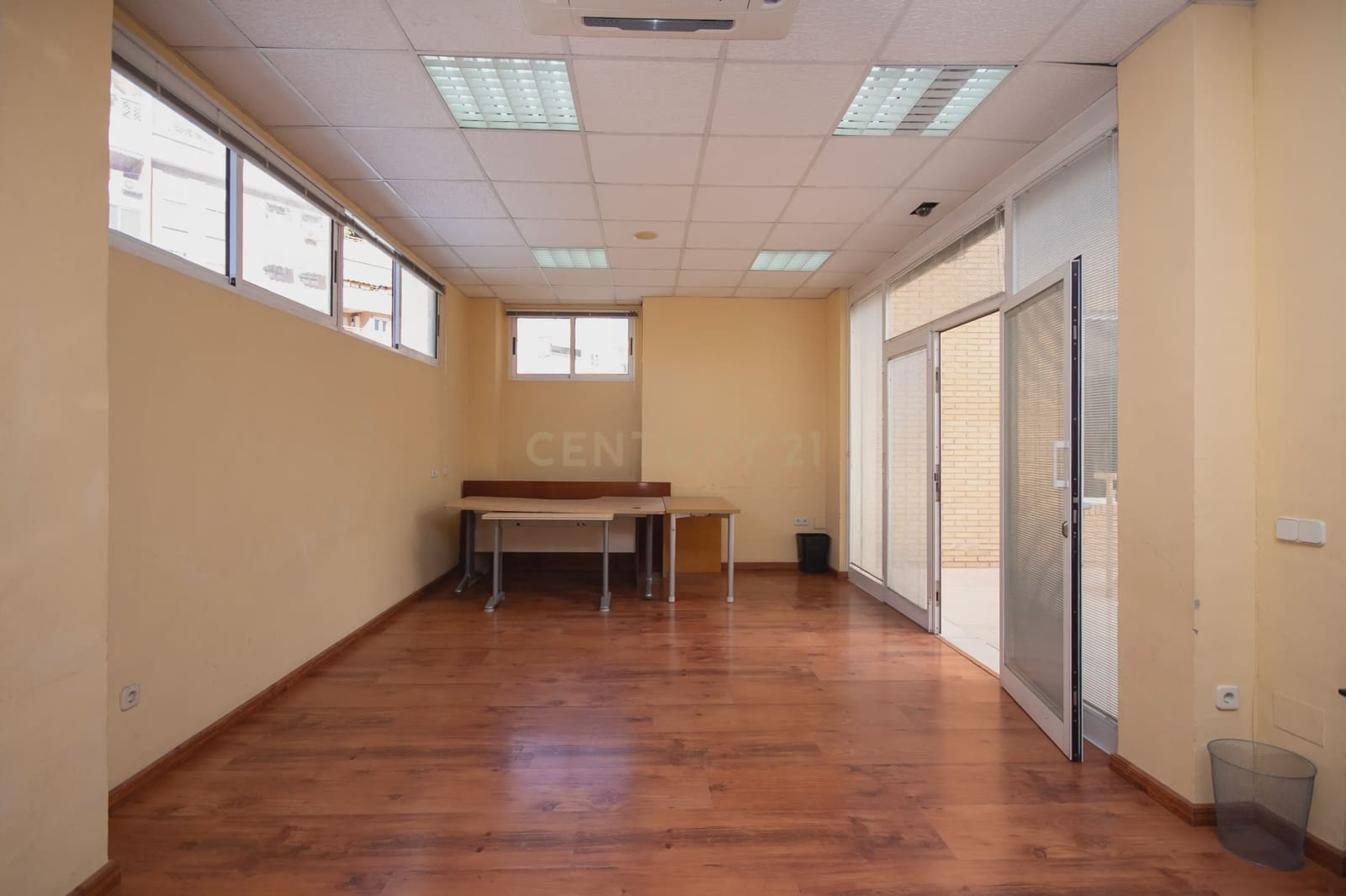 Commerciale in vendita in Alicante citta - 145.000 € (Rif: 9592261)