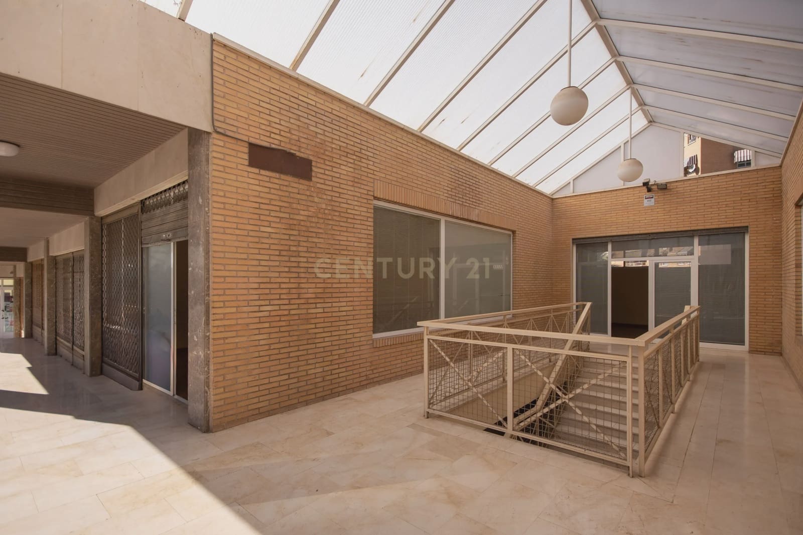 Commerciale in vendita in Alicante citta - 145.000 € (Rif: 9592261)