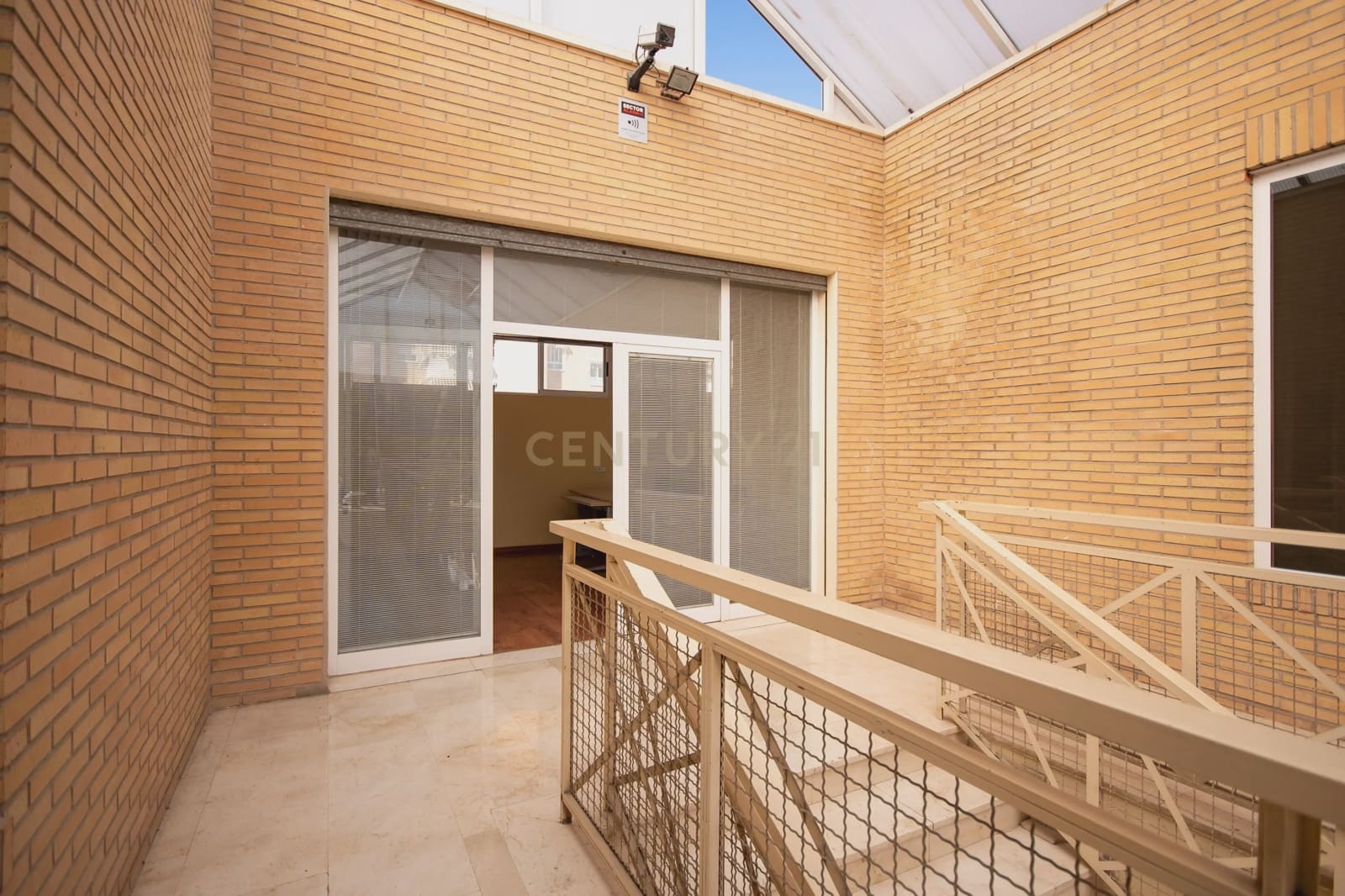 Commerciale in vendita in Alicante citta - 145.000 € (Rif: 9592261)