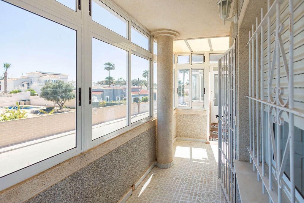 2 sypialnia Penthouse na sprzedaż w Torrevieja - 99 000 € (Ref: 9592264)