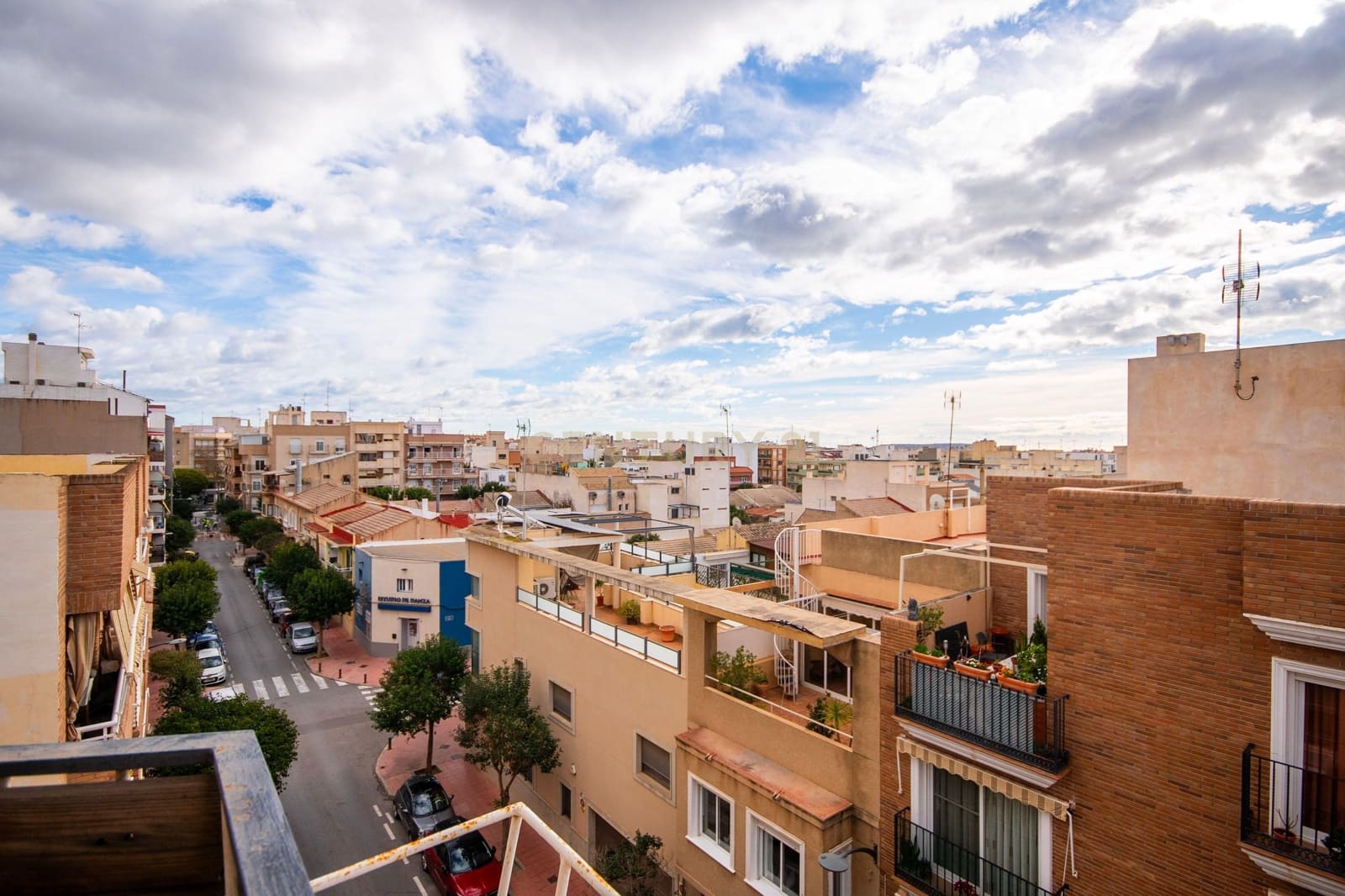 3 bedroom Flat for sale in San Vicente / Sant Vicent del Raspeig - € 195,000 (Ref: 9592269)