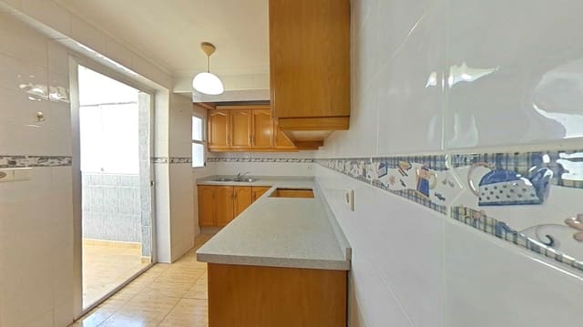 3 makuuhuone Huoneisto myytävänä paikassa Orihuela ciudad, Orihuela - 84 000 € (Ref: 9592271)