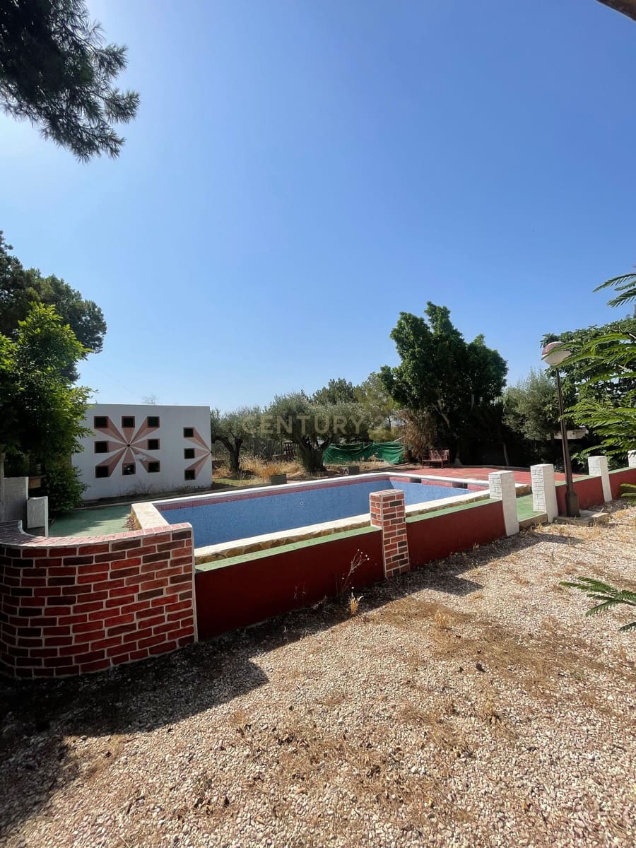 3 bedroom Villa for sale in Orihuela with pool - € 177,400 (Ref: 9592272)