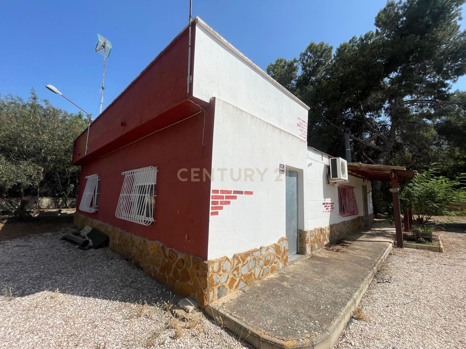 3 bedroom Villa for sale in Orihuela with pool - € 177,400 (Ref: 9592272)