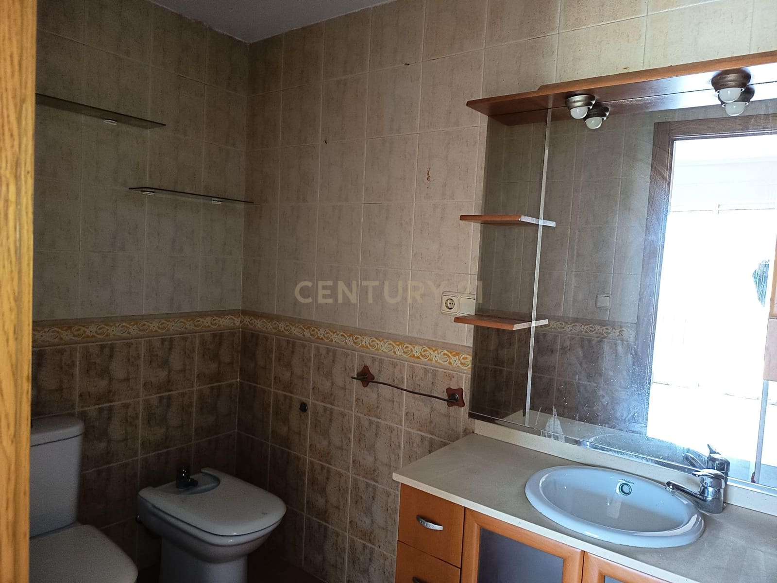 4 Zimmer Apartment zu verkaufen in Aspe - 215.000 € (Ref: 9592273)