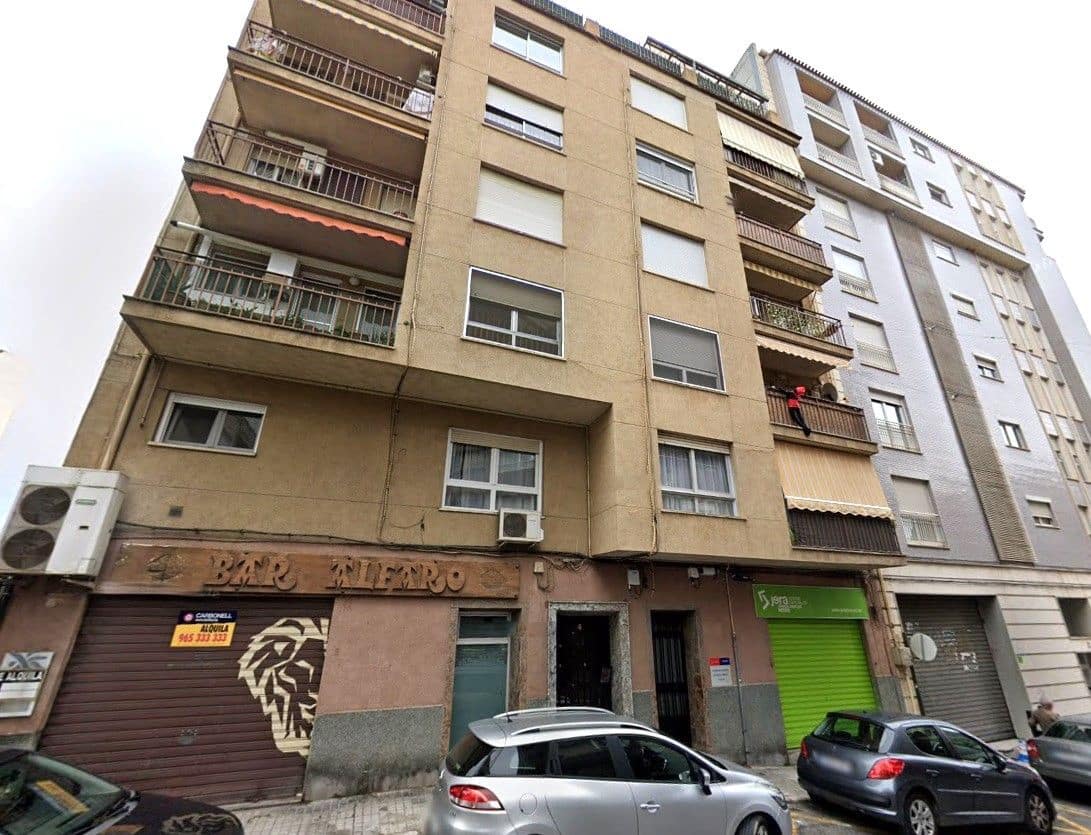 3 soveværelse Lejlighed til salg i Alcoy / Alcoi - € 51.944 (Ref: 9592277)