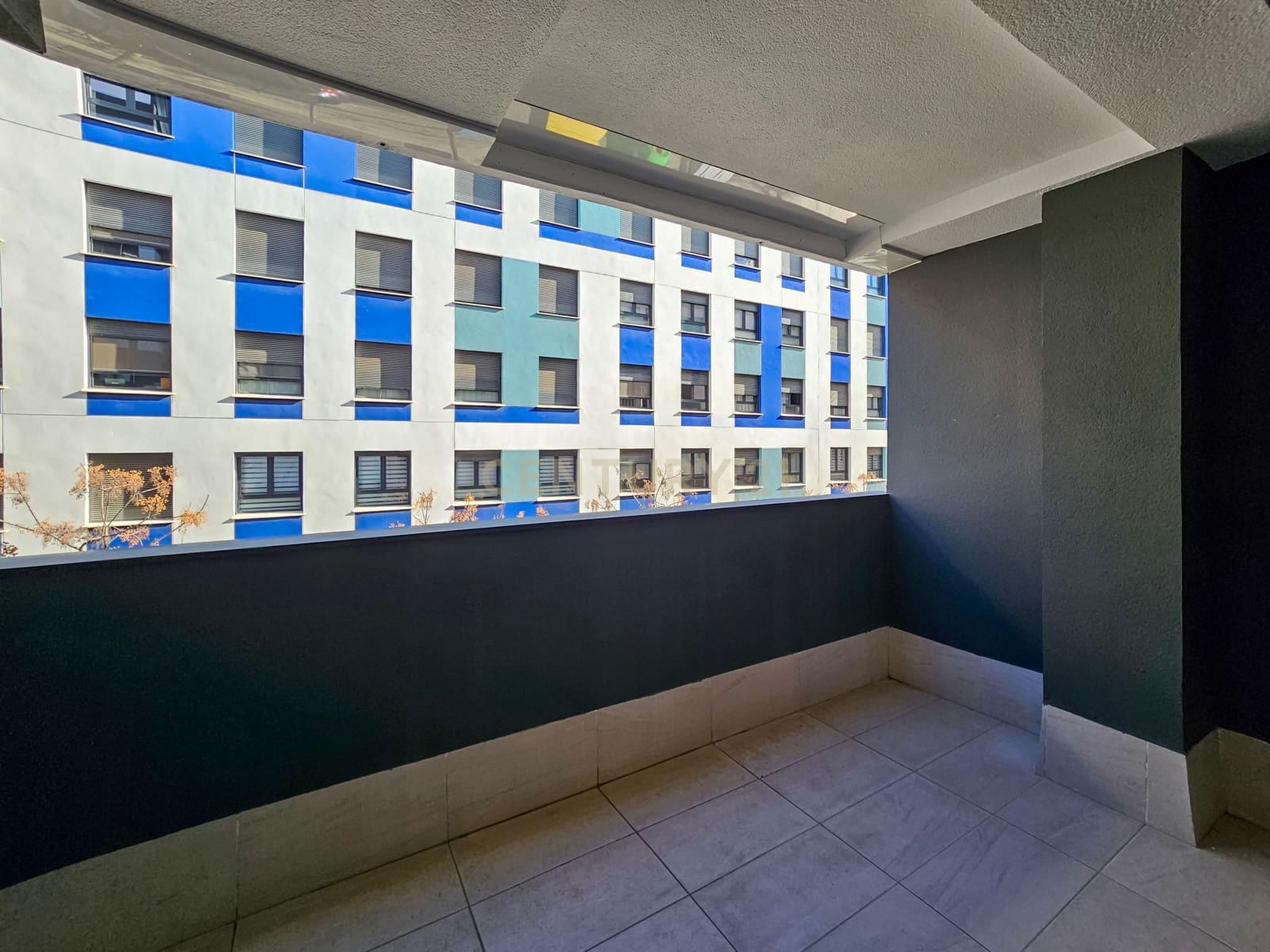 3 sovrum Lägenhet att hyra i Alicante stad med pool garage - 1 400 € (Ref: 9592279)