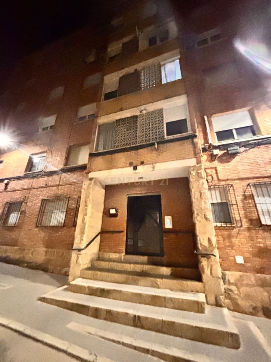 2 soveværelse Lejlighed til salg i Alcoy / Alcoi - € 63.000 (Ref: 9592284)