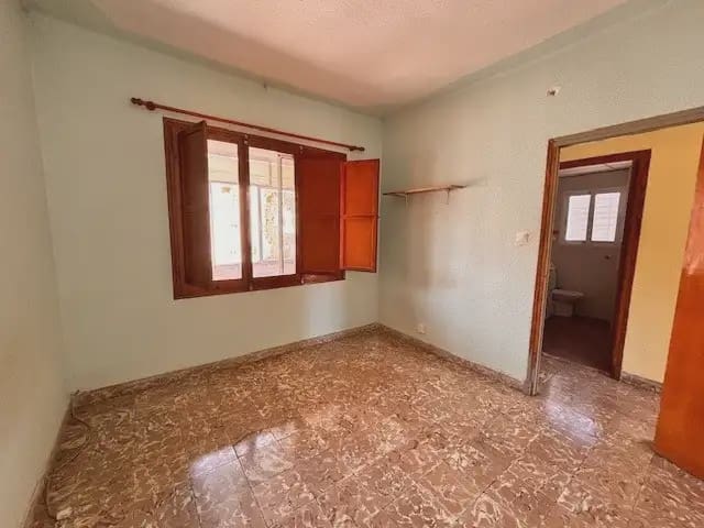 3 bedroom Apartment for sale in Elda - € 60,000 (Ref: 9592285)