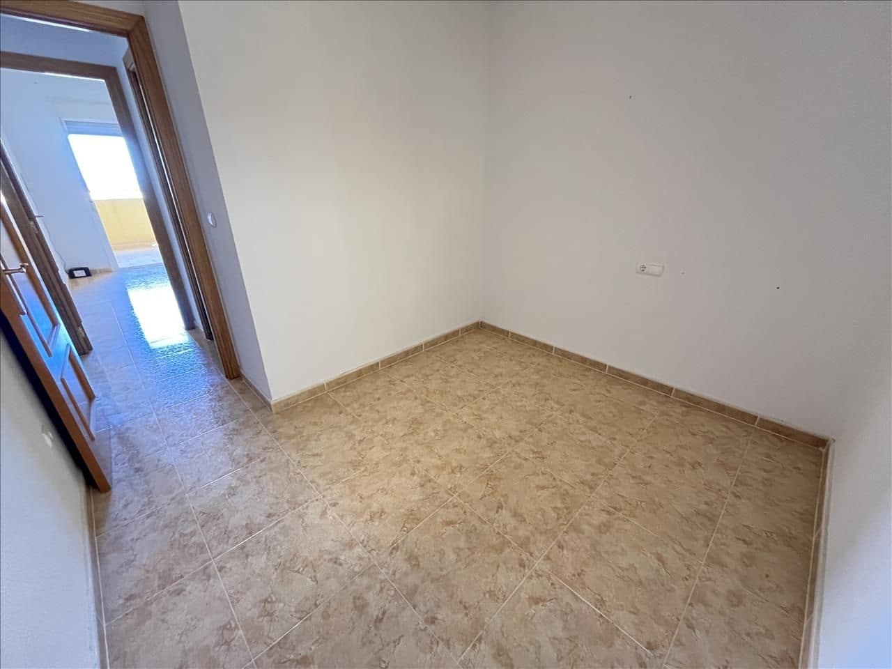 2 sypialnia Apartament przy plaży na sprzedaż w Torrevieja - 145 000 € (Ref: 9669731)
